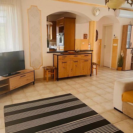 Aqua Azur Apartman Hajdúszoboszló Exterior foto