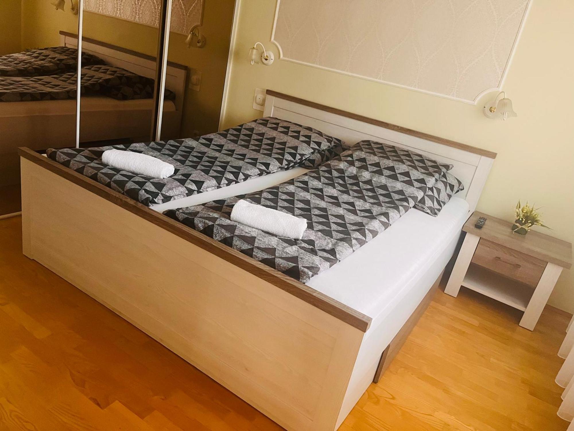 Aqua Azur Apartman Hajdúszoboszló Exterior foto