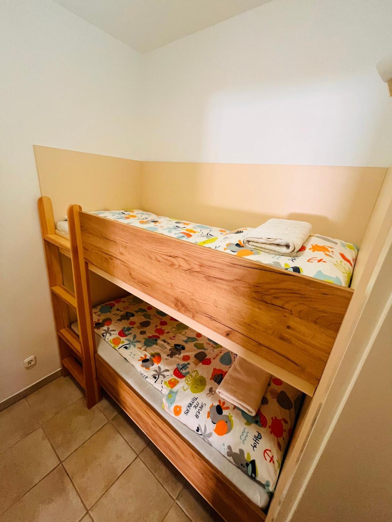 Aqua Azur Apartman Hajdúszoboszló Exterior foto