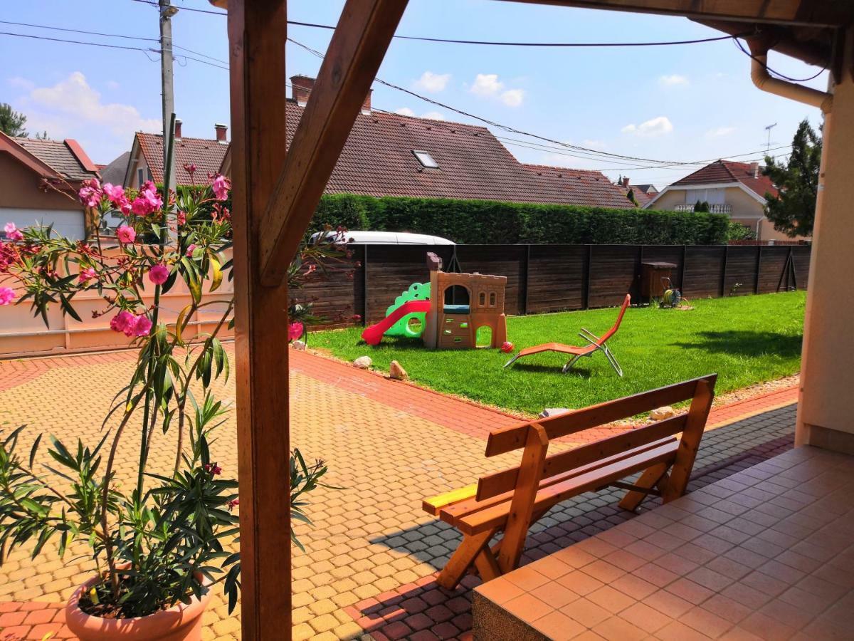 Aqua Azur Apartman Hajdúszoboszló Exterior foto